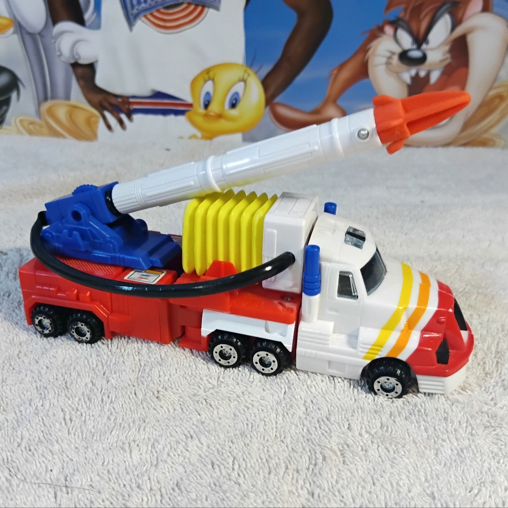 Transformers G2 1993 Hero Optimus Prime L